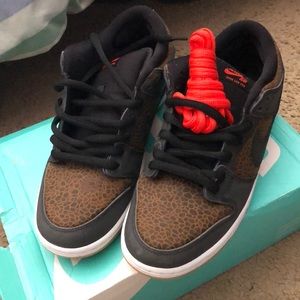 Nike dunk low sb